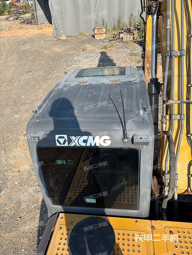 驾驶室顶部（整机外观）