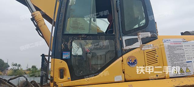 驾驶室整体（整机外观）