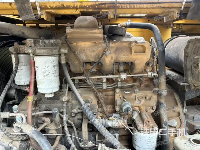 发动机整体俯视（整机外观）