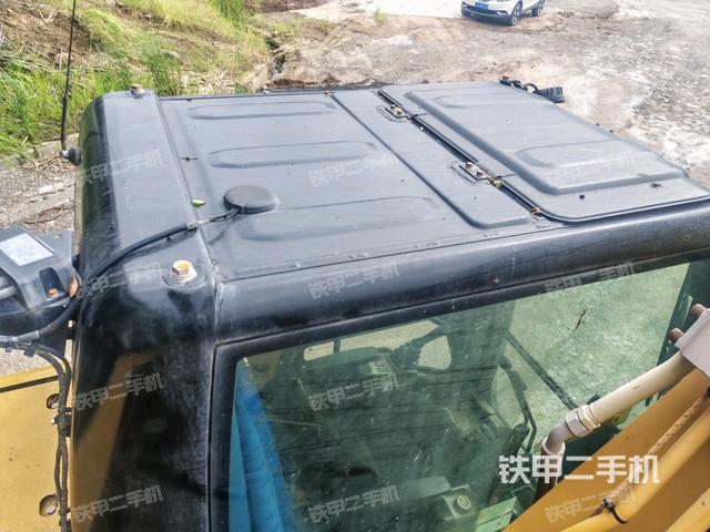 駕駛室頂部俯視（上車部件）