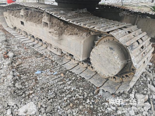 右侧履带整体（行走机构）