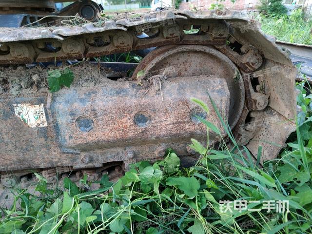 右導(dǎo)向輪（行走機(jī)構(gòu)）