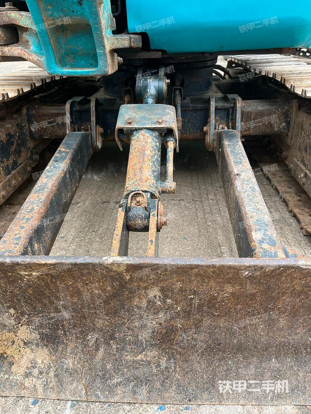 驾驶室整体（整机外观）