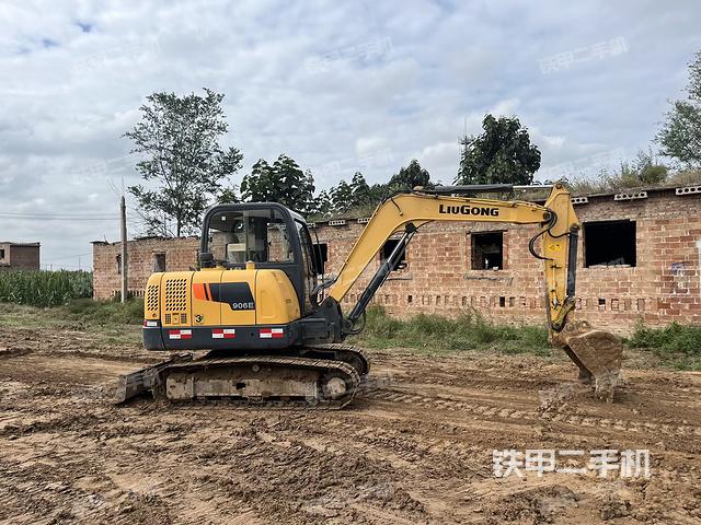 整機(jī)右后45°（整機(jī)外觀）