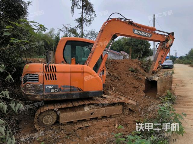 右后45(整机外观) 右后45(整机外观)