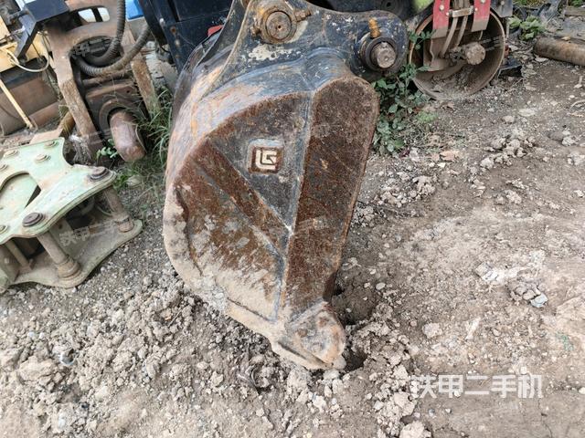 鏟斗45度（工作和回轉(zhuǎn)裝置）