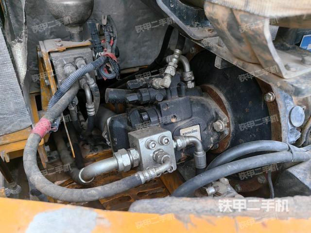 液壓泵室（大件艙室）