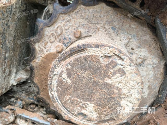 左导向轮(行走机构) 左导向轮(行走机构)