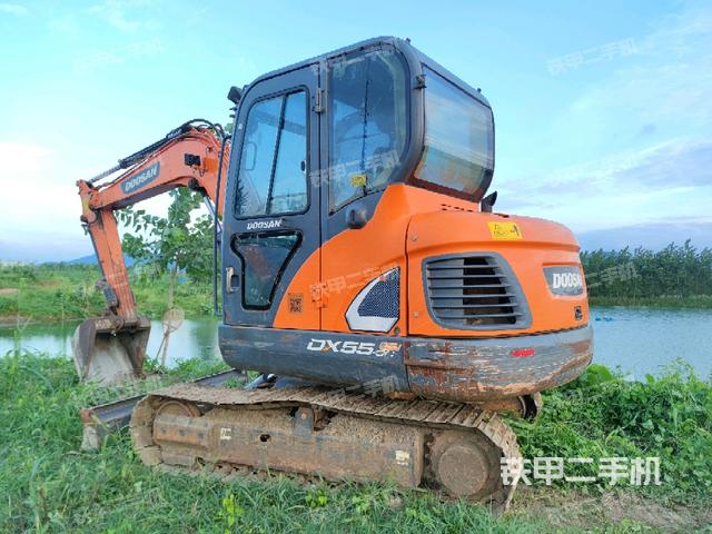 左后45（整機(jī)外觀）