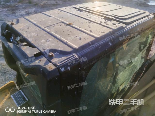 驾驶室顶部俯视（上车部件）