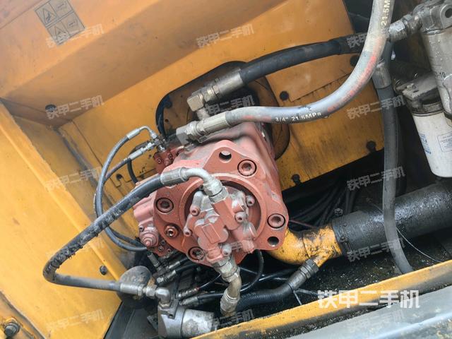 液压泵斜45 左（大件舱室）