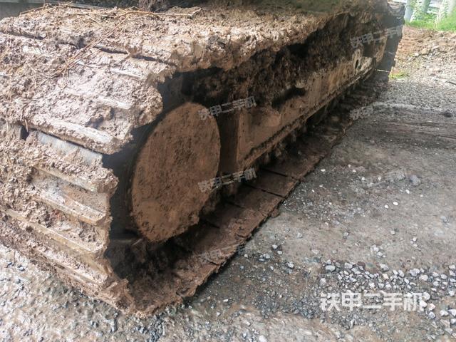 右側(cè)履帶整體（行走機構(gòu)）