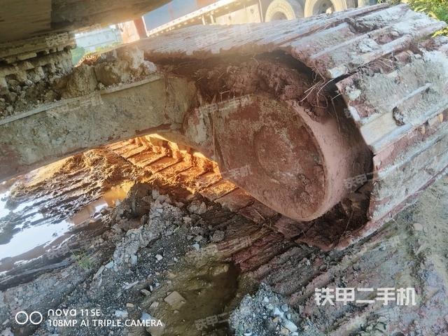 左侧行走马达盖板（行走机构）