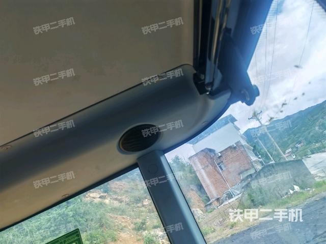 座椅后部（駕駛室部分）