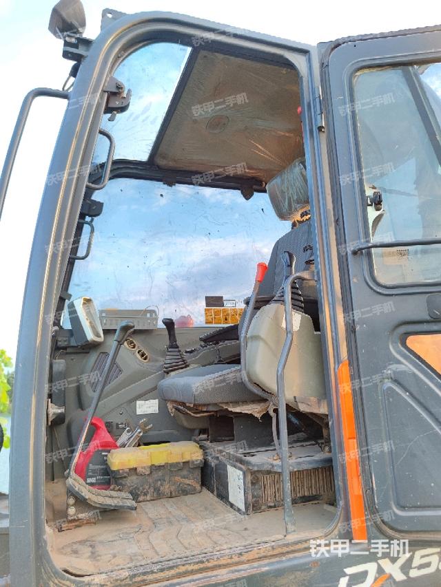 頂棚整體（駕駛室部分）