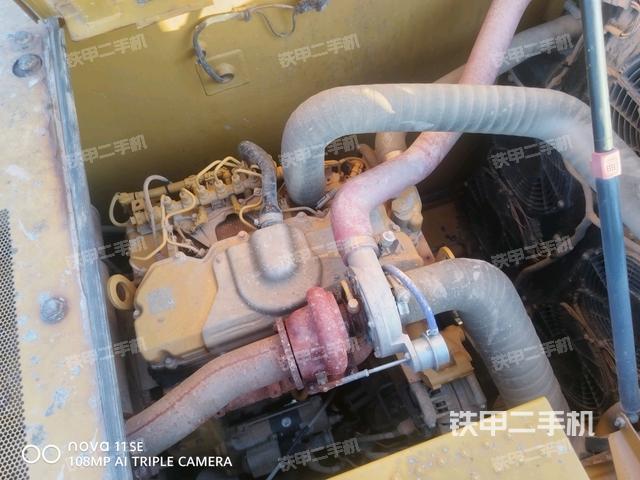 气门室盖螺丝特写（上车部件）