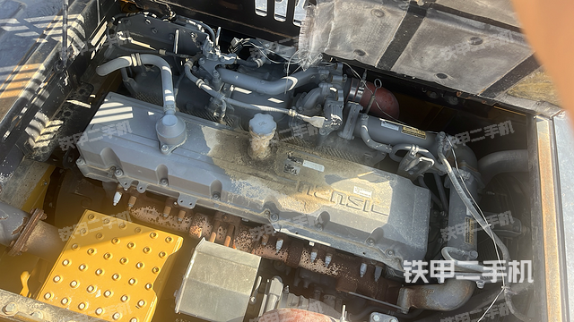 发动机整体俯视(整机外观) 发动机整体俯视(整机外观)