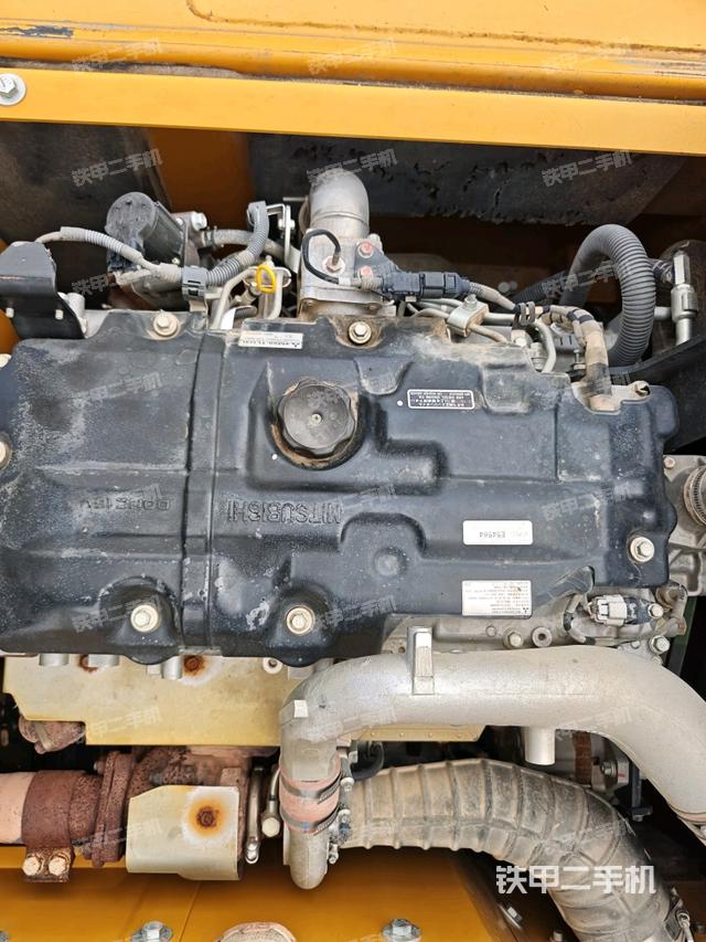 气门室盖螺丝特写（上车部件）