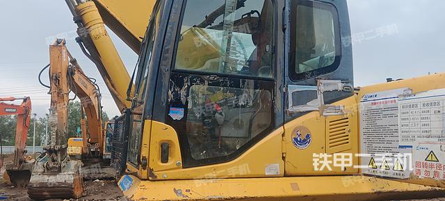 驾驶室整体（整机外观）