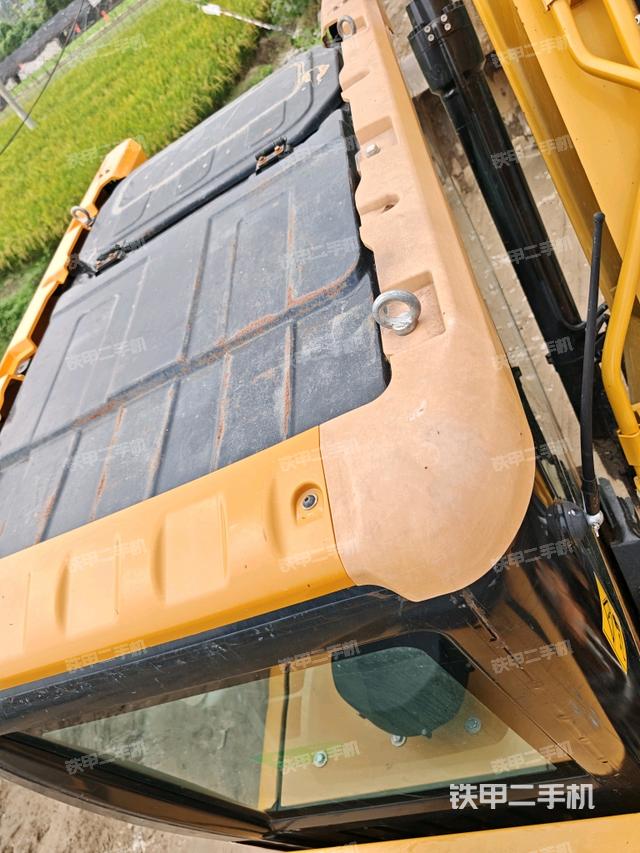 驾驶室顶部俯视（上车部件）