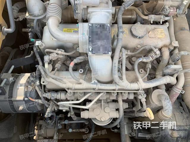 發(fā)動(dòng)機(jī)整體俯視（整機(jī)外觀）