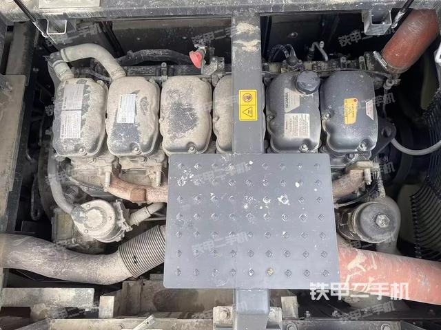 發(fā)動機(jī)整體俯視（整機(jī)外觀）