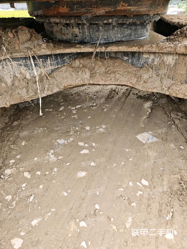 左驱动轮（行走机构）