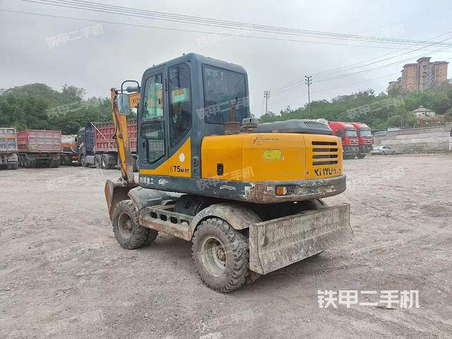 整机右后45°(整机外观) 整机右后45°(整机外观)