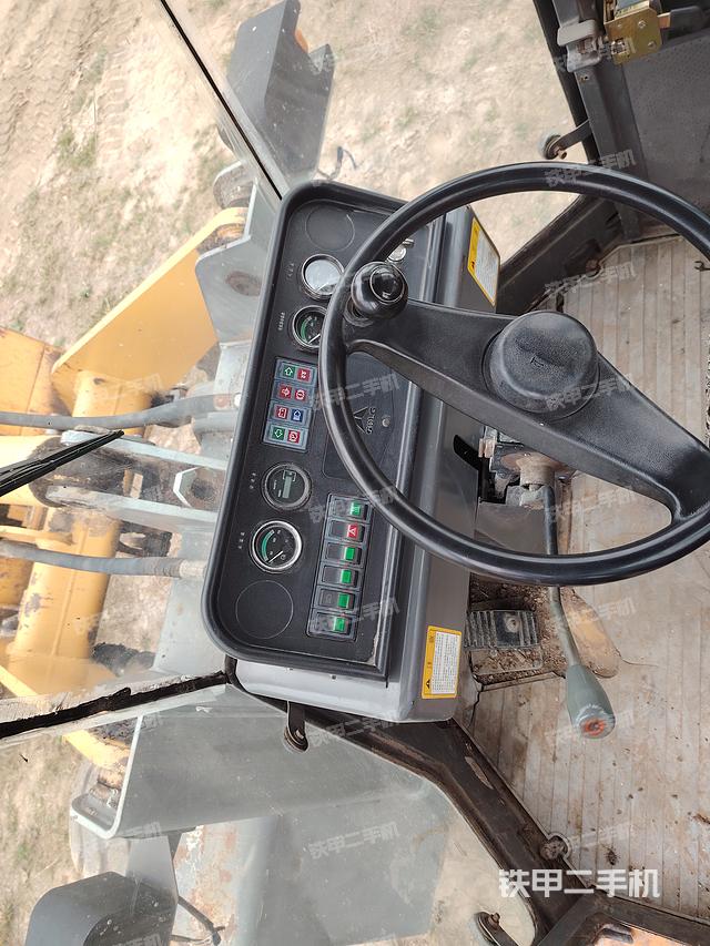 驾驶室工作台（整机外观及大件）