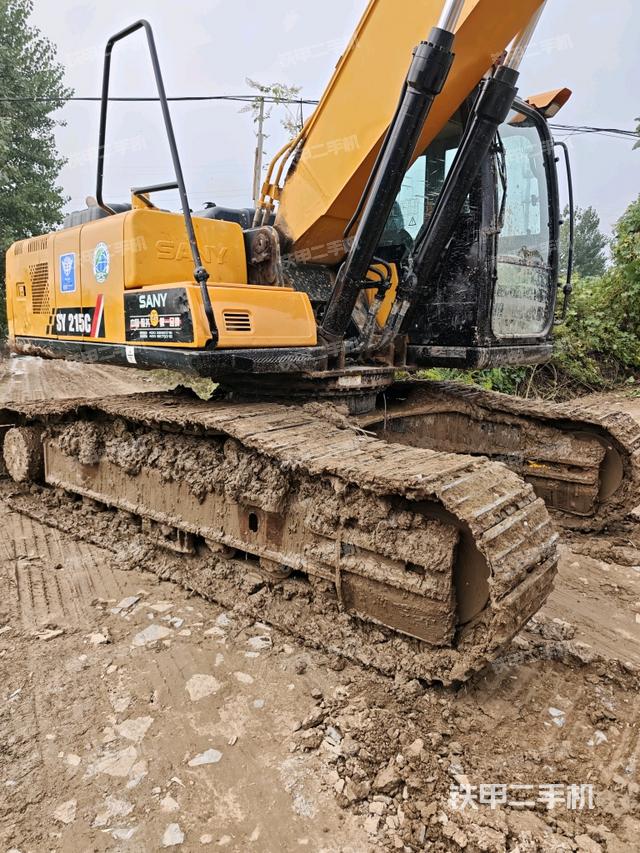 右驱动轮（行走机构）