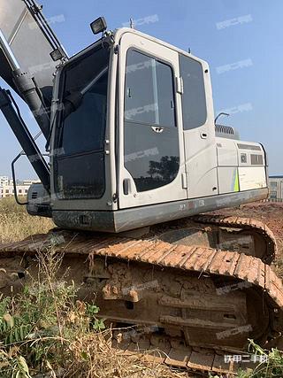 中联重科ZE215E-10挖掘机实拍图片