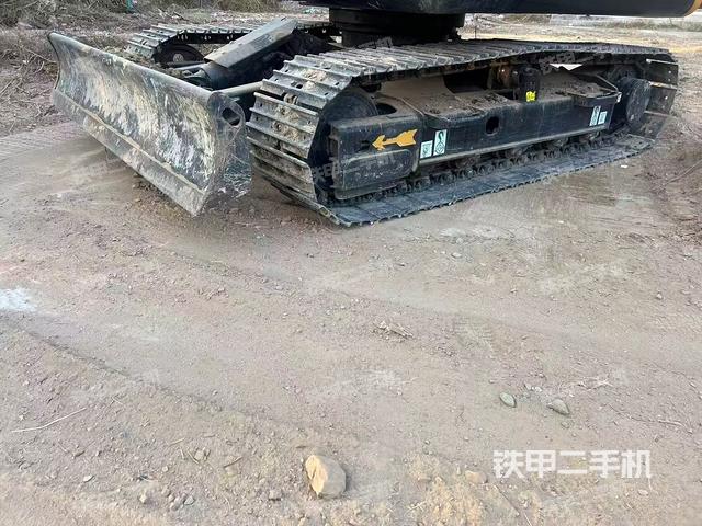 单侧履带整体（整机外观）