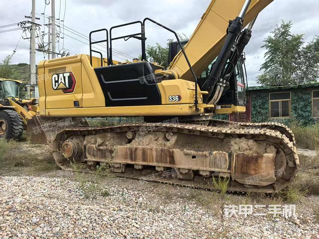 单侧履带整体（整机外观）