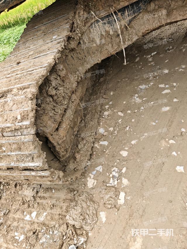 右侧履带整体（行走机构）