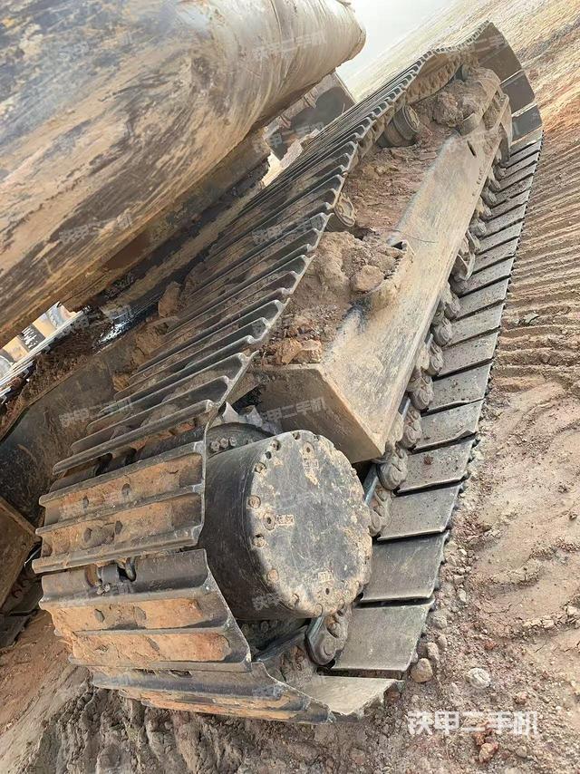 单侧履带整体（整机外观）