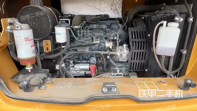 发动机整体俯视(整机外观) 发动机整体俯视(整机外观)