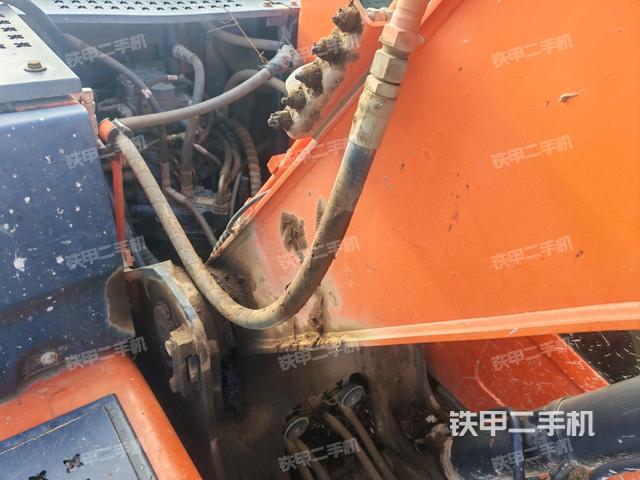 大臂根部?斜視（工作和回轉(zhuǎn)裝置）