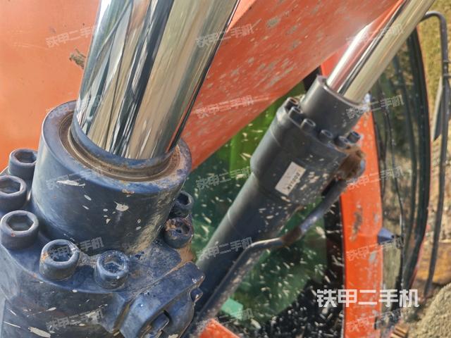 小臂整體右前（工作和回轉(zhuǎn)裝置）