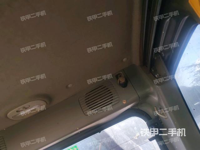 駕駛室左前45度（駕駛室部分）