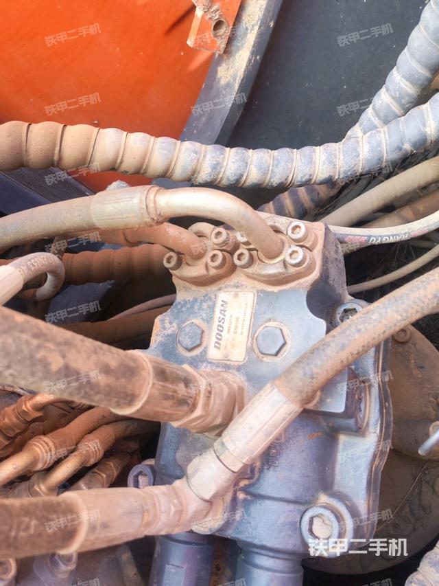 回轉(zhuǎn)馬達(dá)（上車(chē)部件）