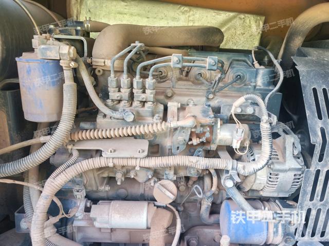 发动机室（上车部件）