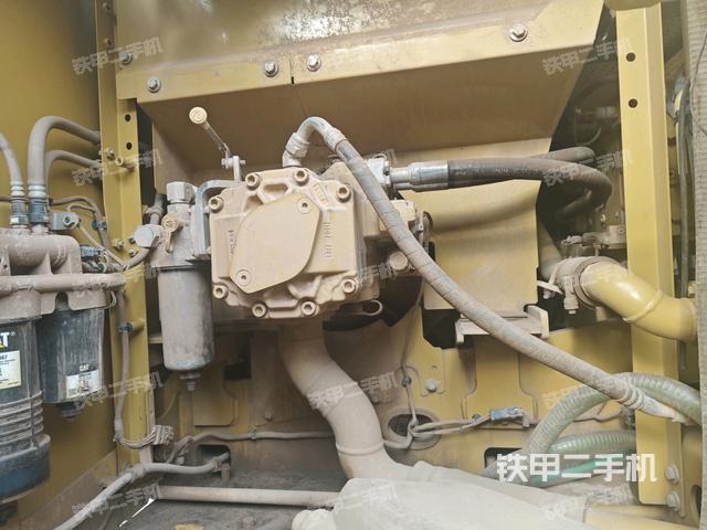 液压泵斜45 右（大件舱室）