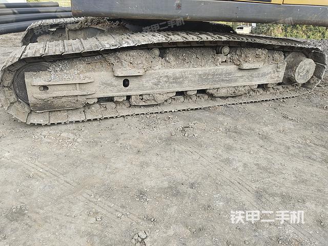 单侧履带整体（整机外观）