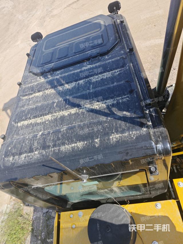 駕駛室頂部俯視（上車部件）