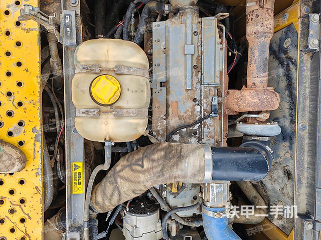 发动机整体俯视（整机外观）