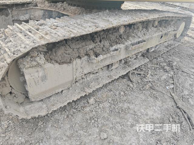 右侧履带整体（行走机构）