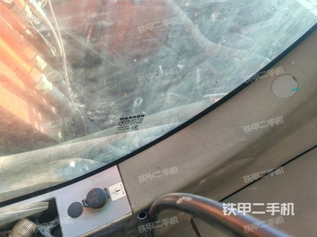 駕駛室正側(cè)（駕駛室部分）