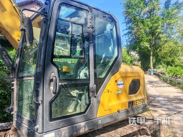  驾驶室正侧（驾驶室部分）