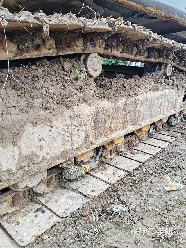 单侧履带整体（整机外观）