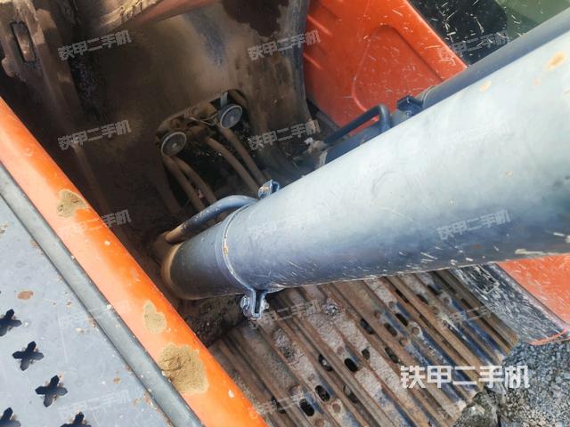 鏟斗右后整體（工作和回轉(zhuǎn)裝置）